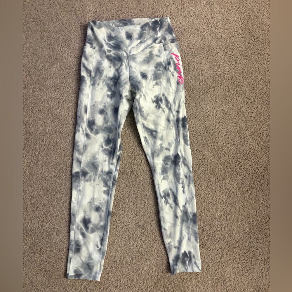 PINK Victoria’s Secret Leggings